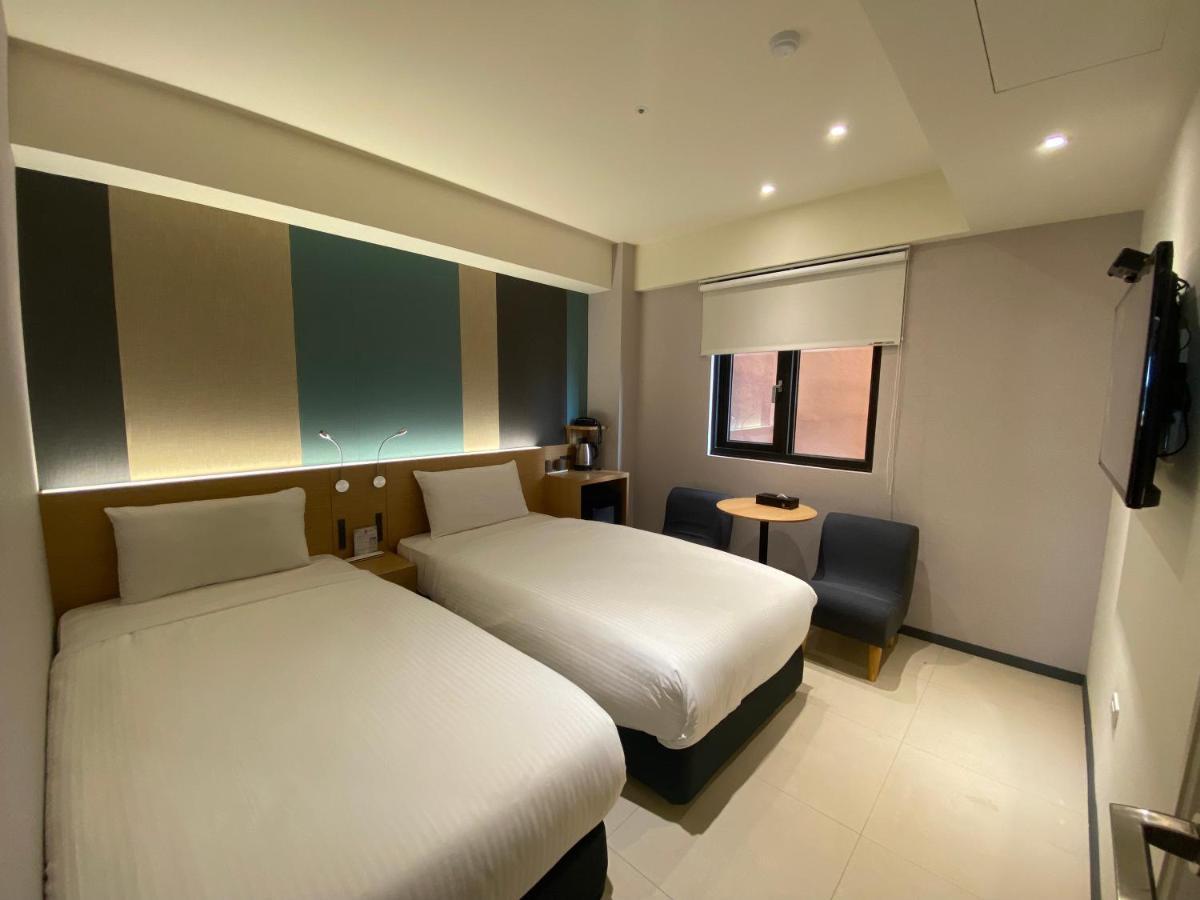 Fu Kuang Hotel Pingtung Bagian luar foto