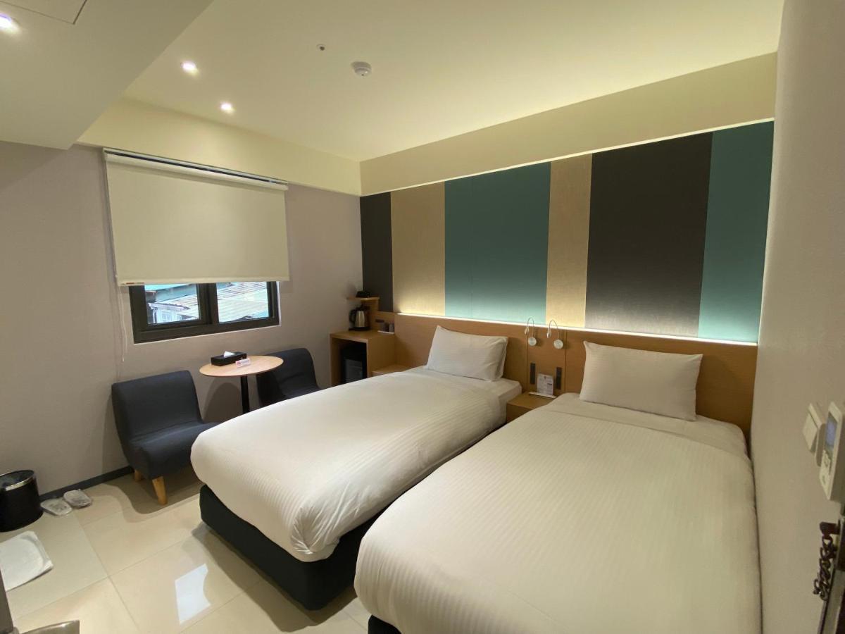 Fu Kuang Hotel Pingtung Bagian luar foto