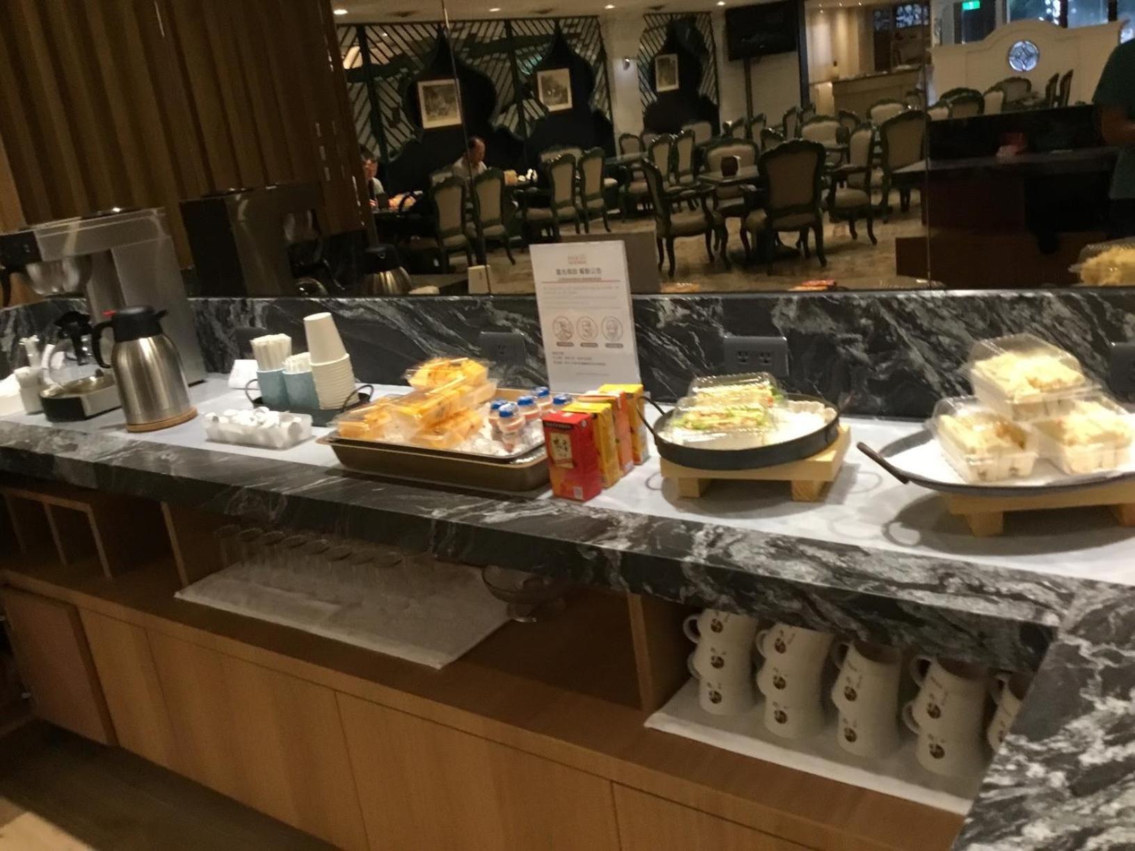Fu Kuang Hotel Pingtung Bagian luar foto